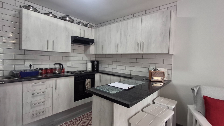 2 Bedroom Property for Sale in Hartenbos Central Western Cape